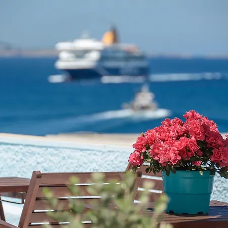 Lygdamis Downtown 3 Star アパート *