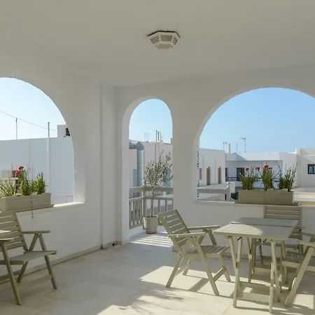 Апартаменты Lygdamis Downtown 3 Star *