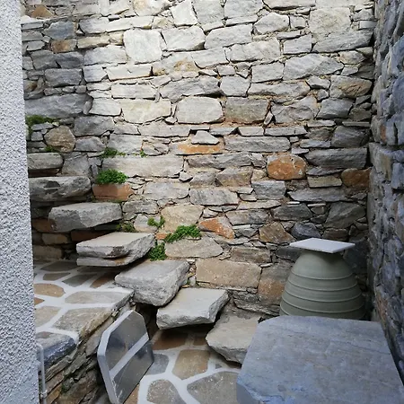 Апартаменты Lygdamis Downtown 3 Star Naxos City