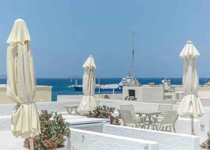 דירה Lygdamis Downtown 3 Star *