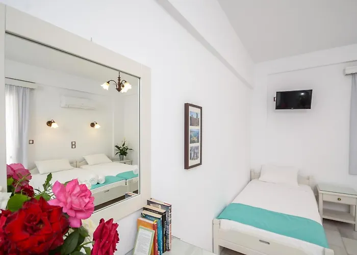 Lygdamis Downtown 3 Star Naxos City