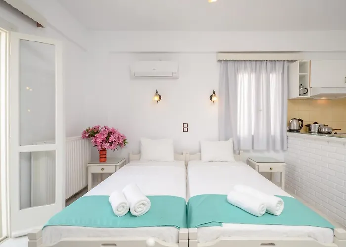 דירה Lygdamis Downtown 3 Star *