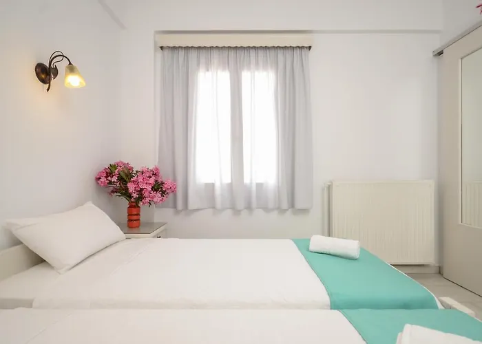 דירה Lygdamis Downtown 3 Star *